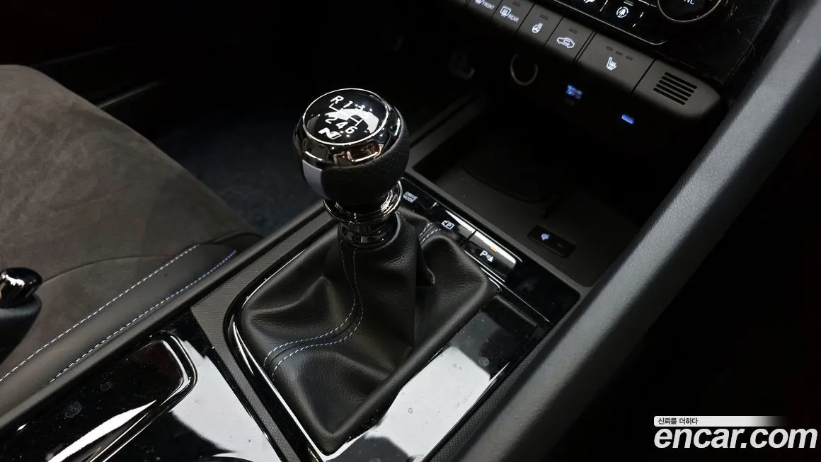 Hyundai AVANTE — фото 8