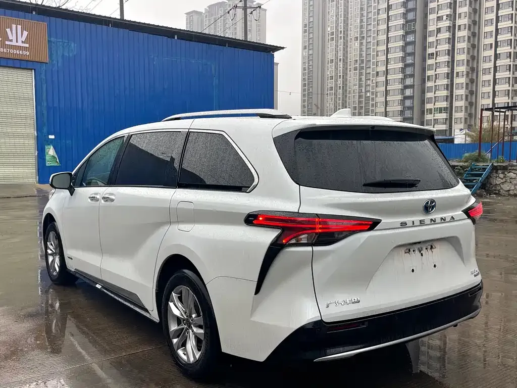 Toyota Sienna 2022 из CN, фото 9