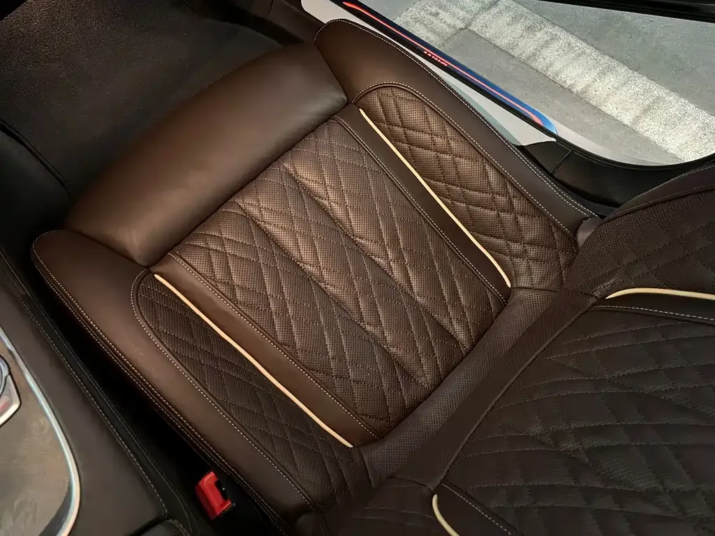 BMW 7 Series 2022 из CN, фото 9