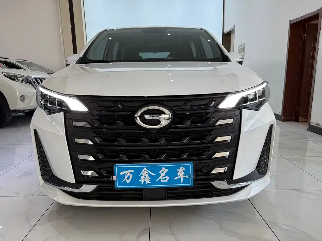 GAC Motor Trumpchi M6 — фото 6