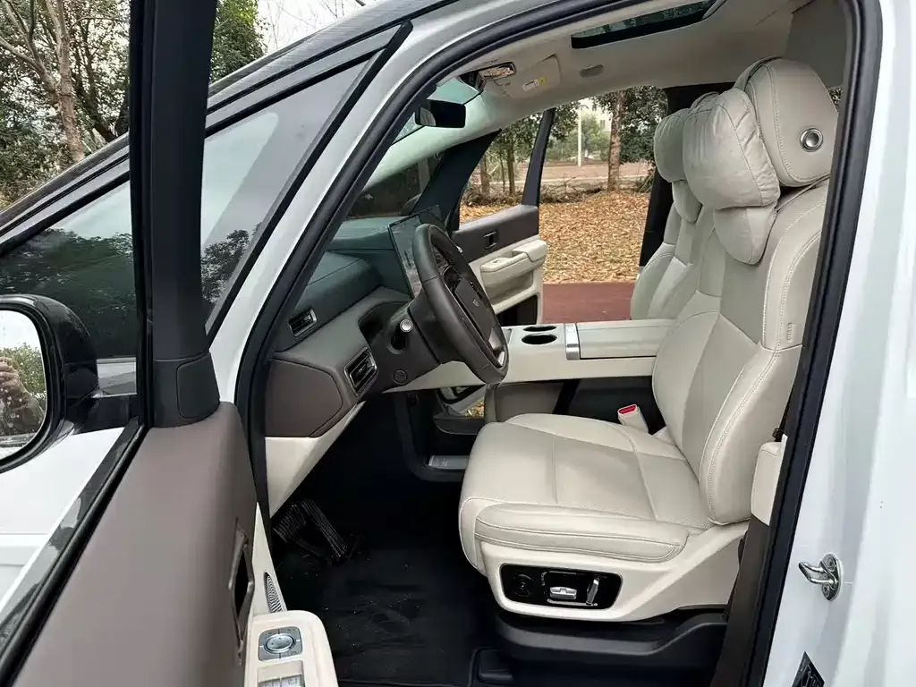 Li Auto MEGA 2024 из CN, фото 6