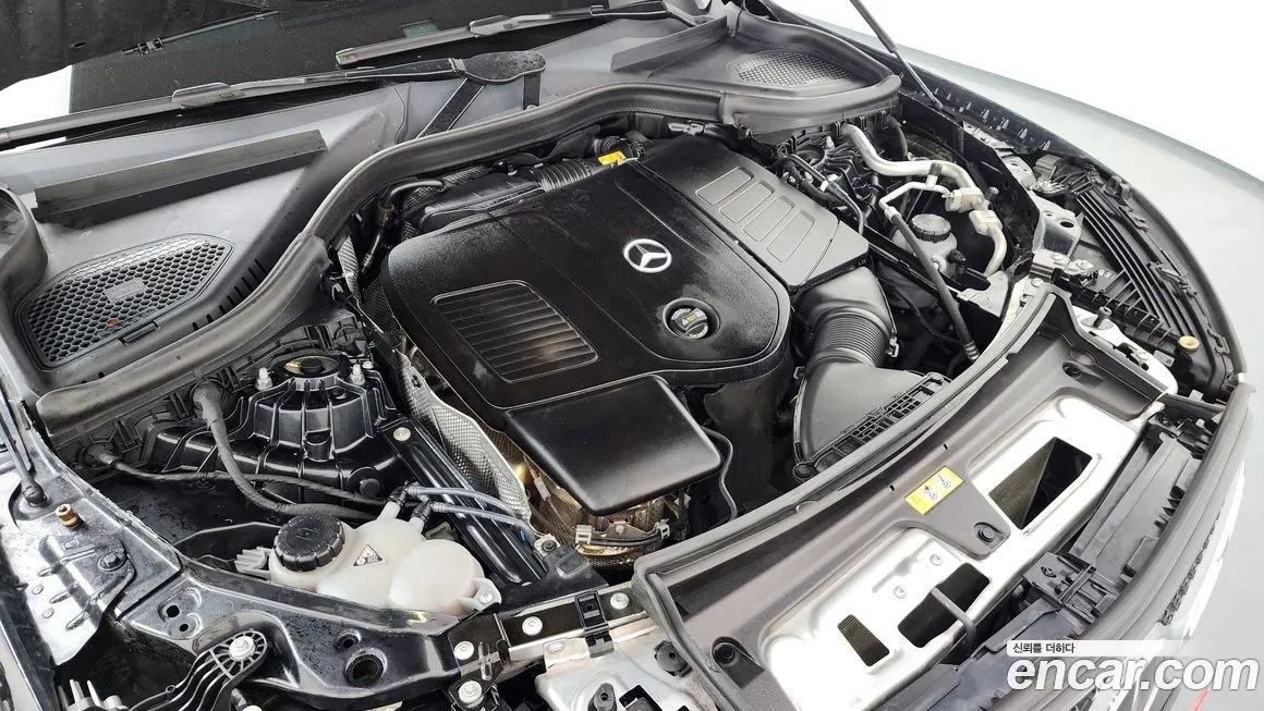 Mercedes-Benz GLC-Class 2023 из KR, фото 10