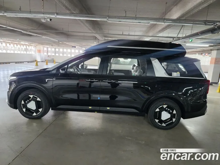 Kia Carnival — фото 2