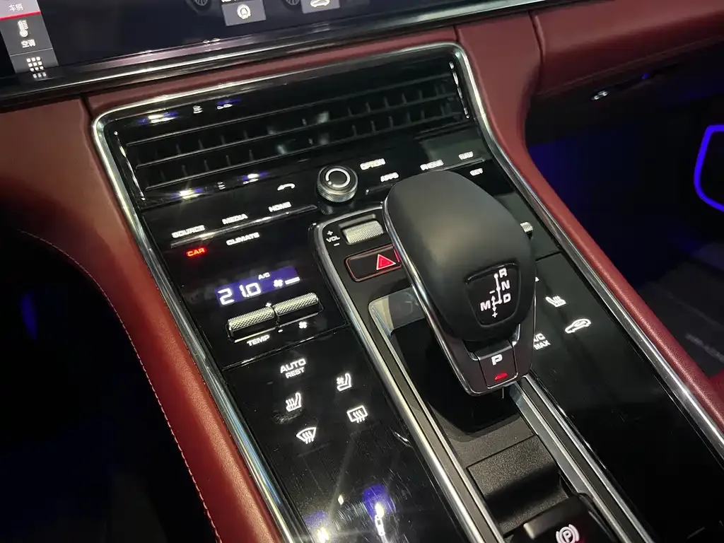 Porsche Panamera 2021 из CN, фото 7