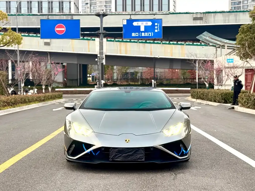 Lamborghini Huracan 2021 из CN, фото 1