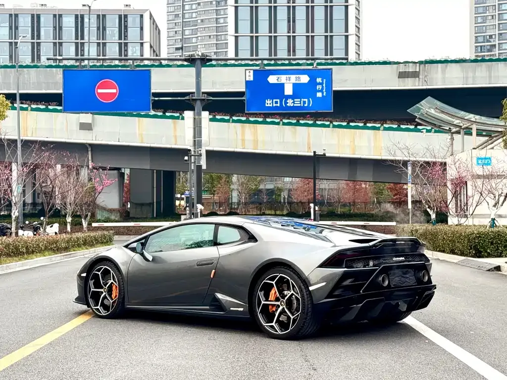 Lamborghini Huracan 2021 из CN, фото 4
