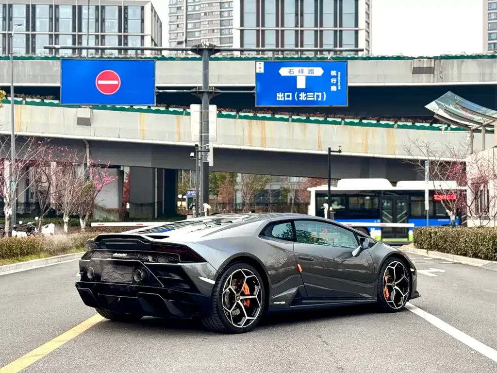 Lamborghini Huracan 2021 из CN, фото 5