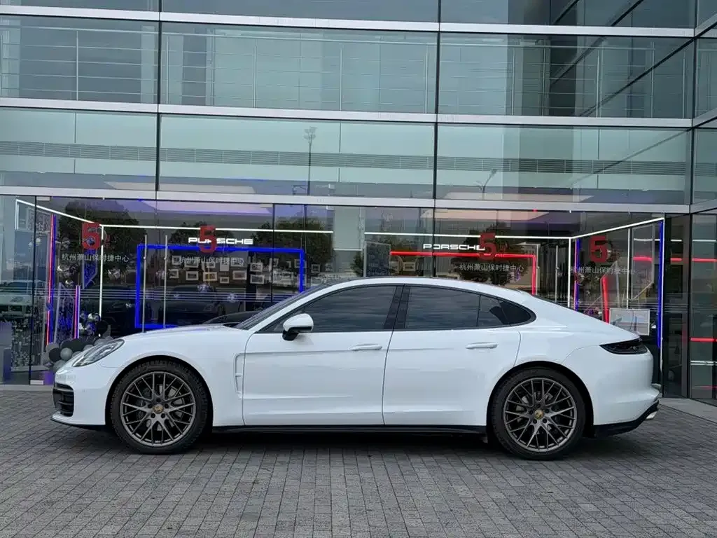 Porsche Panamera 2023 из CN, фото 7