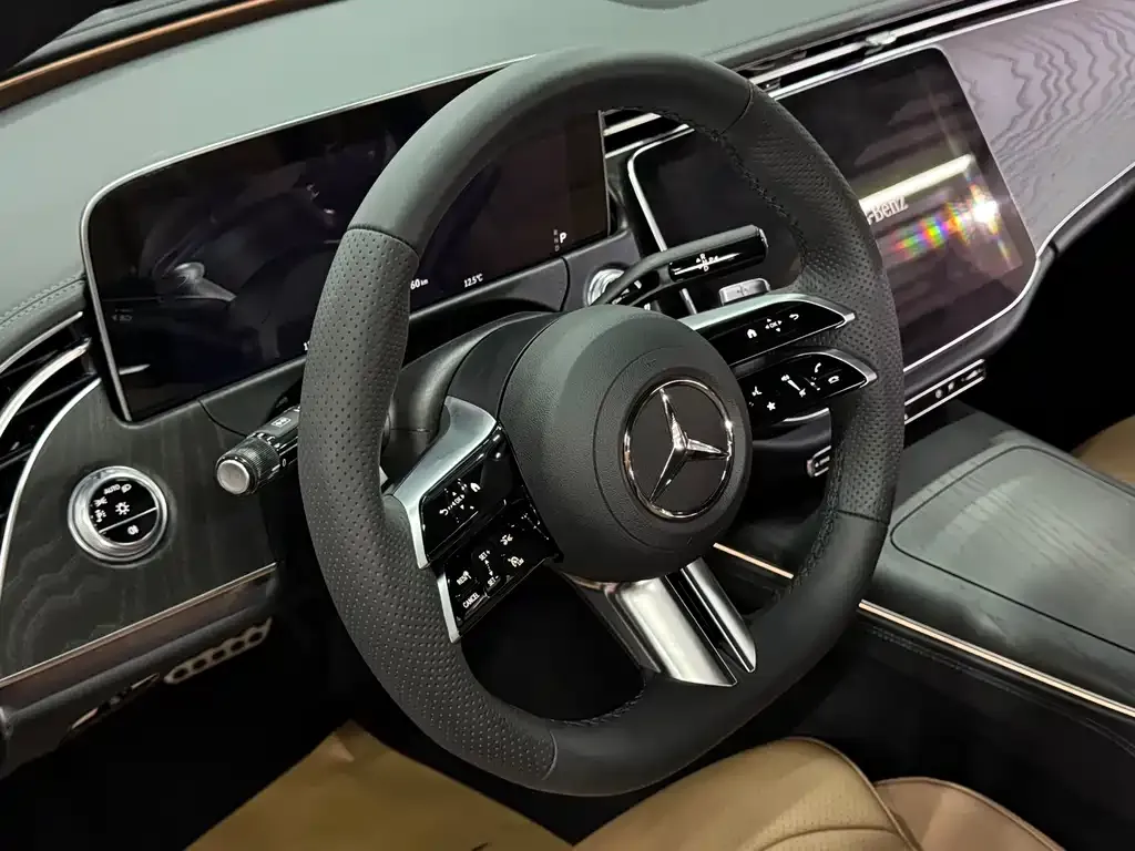 Mercedes-Benz E-Class 2024 из CN, фото 9