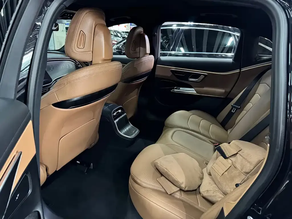 Mercedes-Benz E-Class 2024 из CN, фото 7