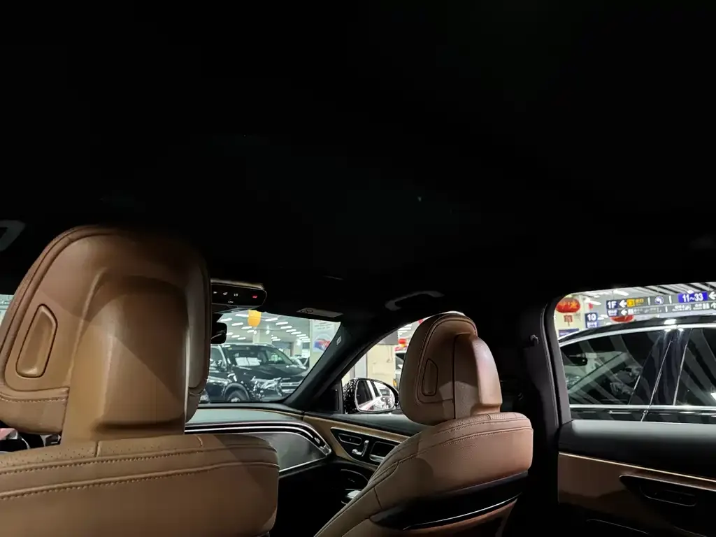 Mercedes-Benz E-Class 2024 из CN, фото 2