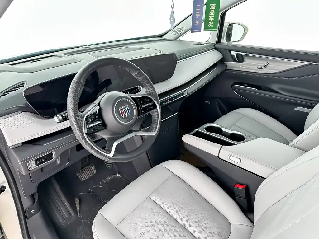 Buick GL8 2024 из CN, фото 2