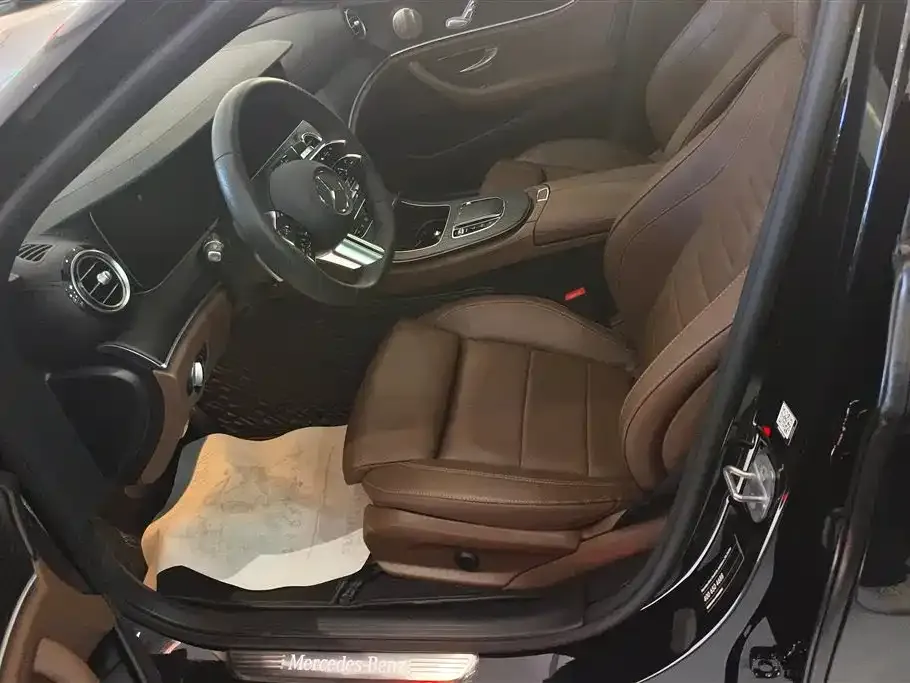 Mercedes-Benz E-Class 2023 из CN, фото 4