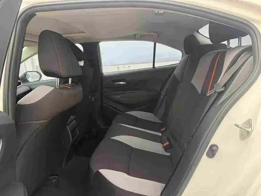 Toyota Corolla 2022 из CN, фото 2