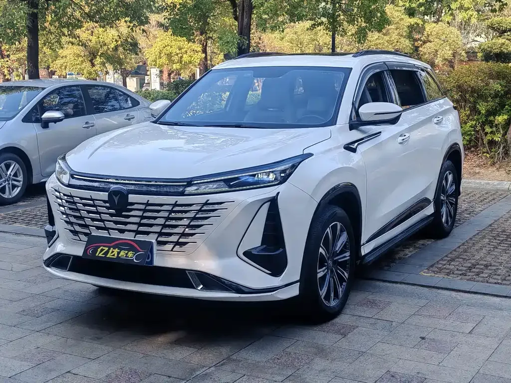 Changan CS75PLUS 2023 из CN, фото 1