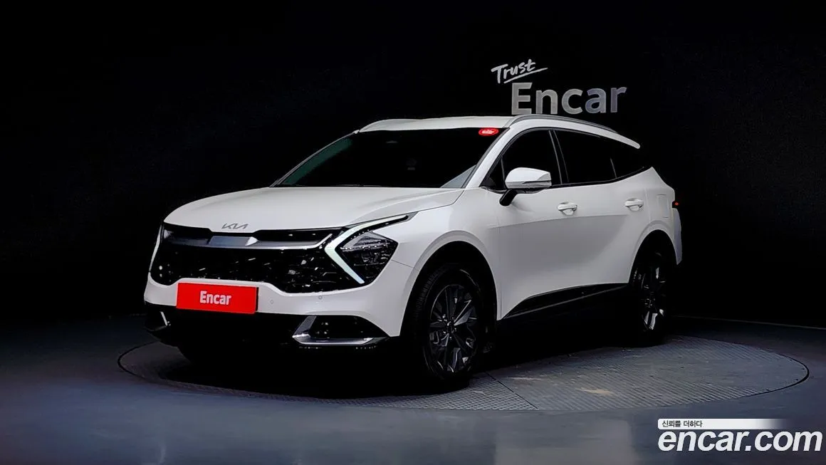 Kia Sportage — фото 1