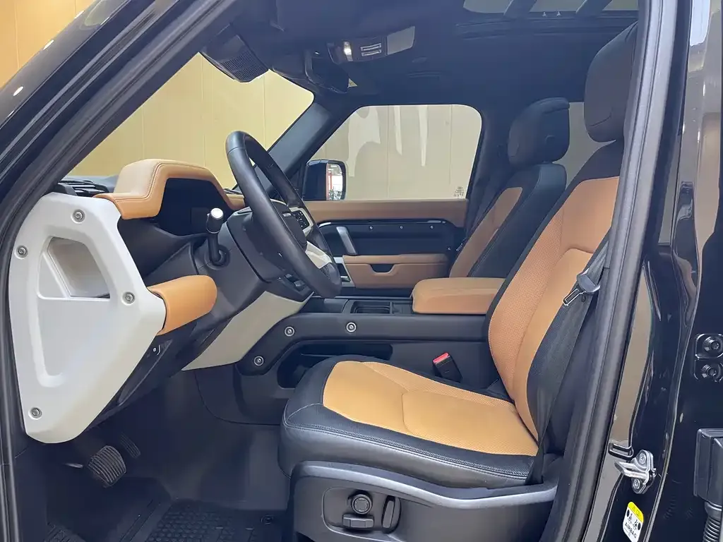 Land Rover Defender 2024 из CN, фото 4