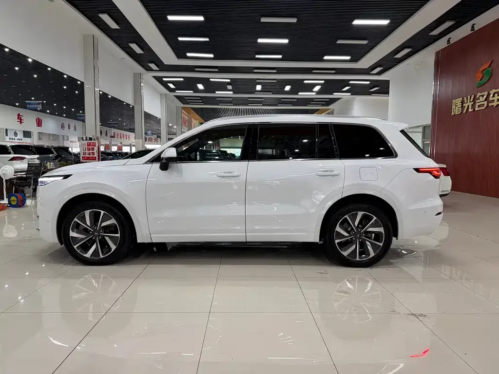 Li Auto ONE 2022 из CN, фото 3