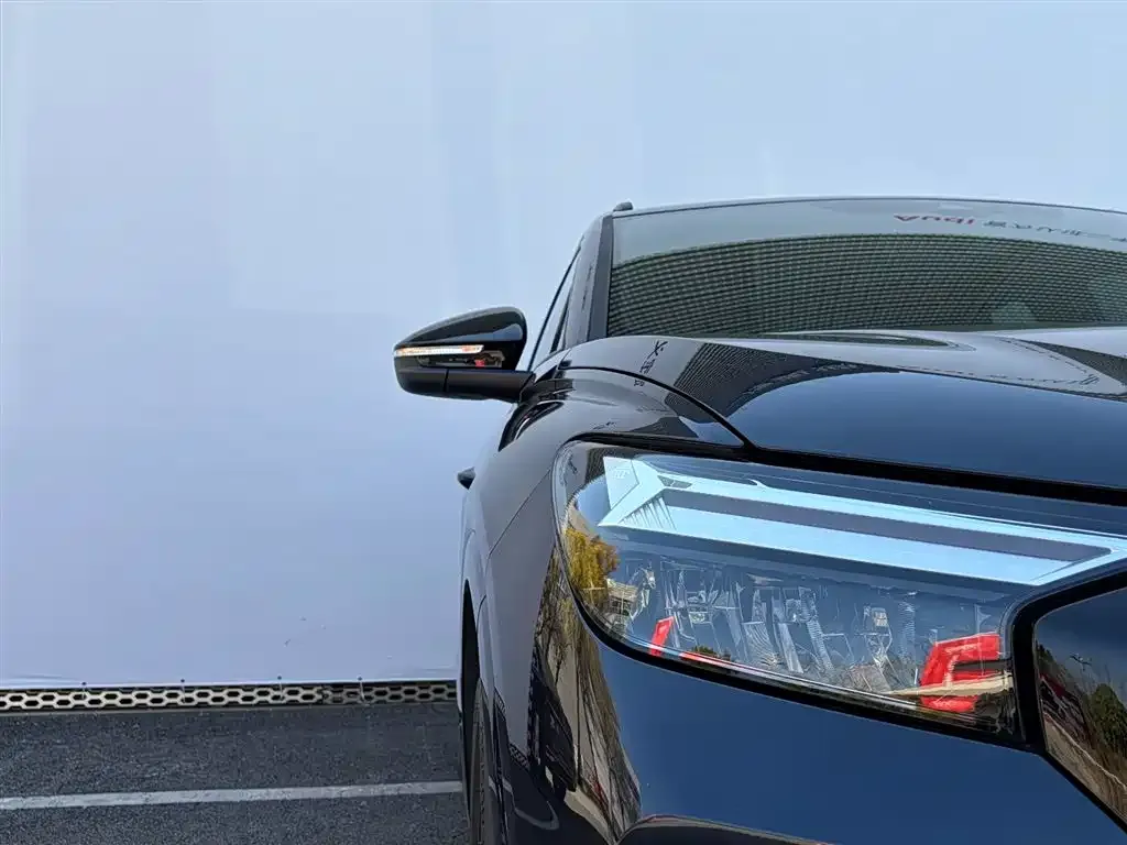 Audi Q4 e-tron 2024 из CN, фото 2