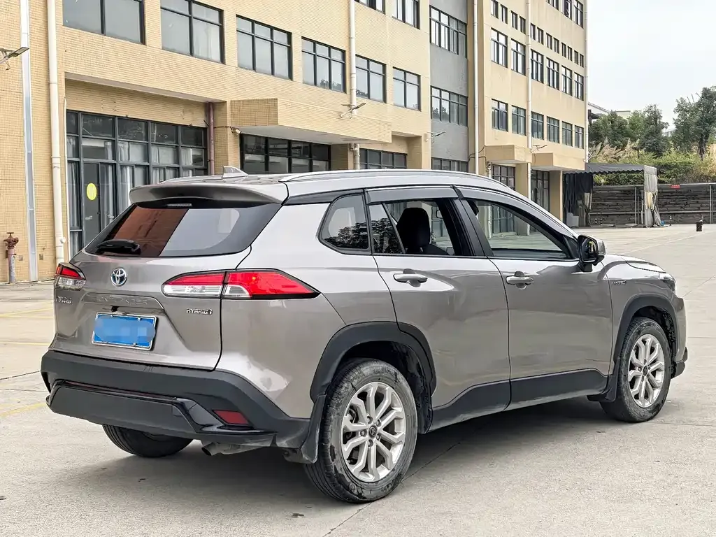 Toyota Frontlander 2024 из CN, фото 4