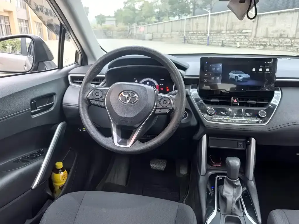 Toyota Frontlander 2024 из CN, фото 7