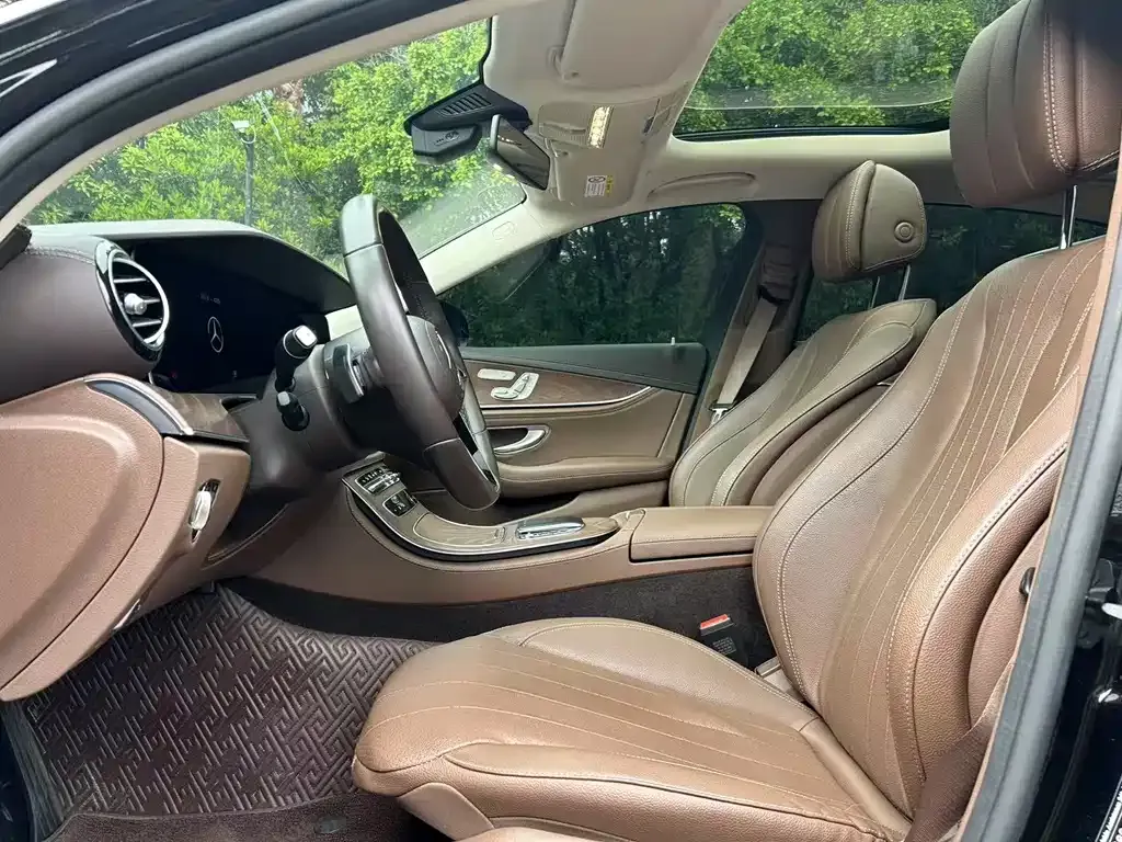 Mercedes-Benz E-Class 2023 из CN, фото 8