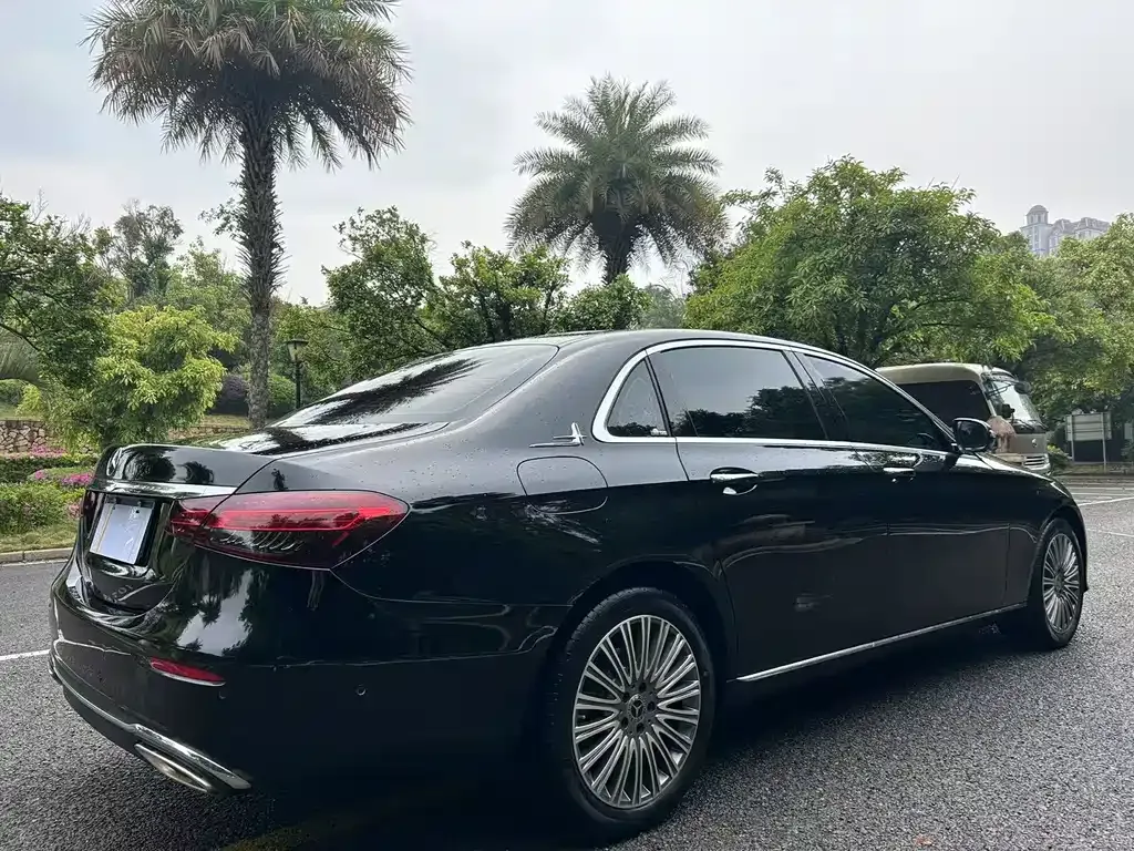 Mercedes-Benz E-Class 2023 из CN, фото 3