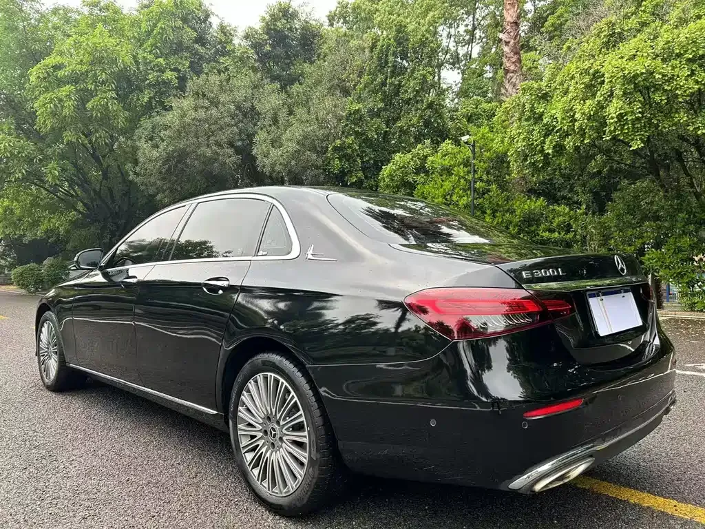Mercedes-Benz E-Class 2023 из CN, фото 4