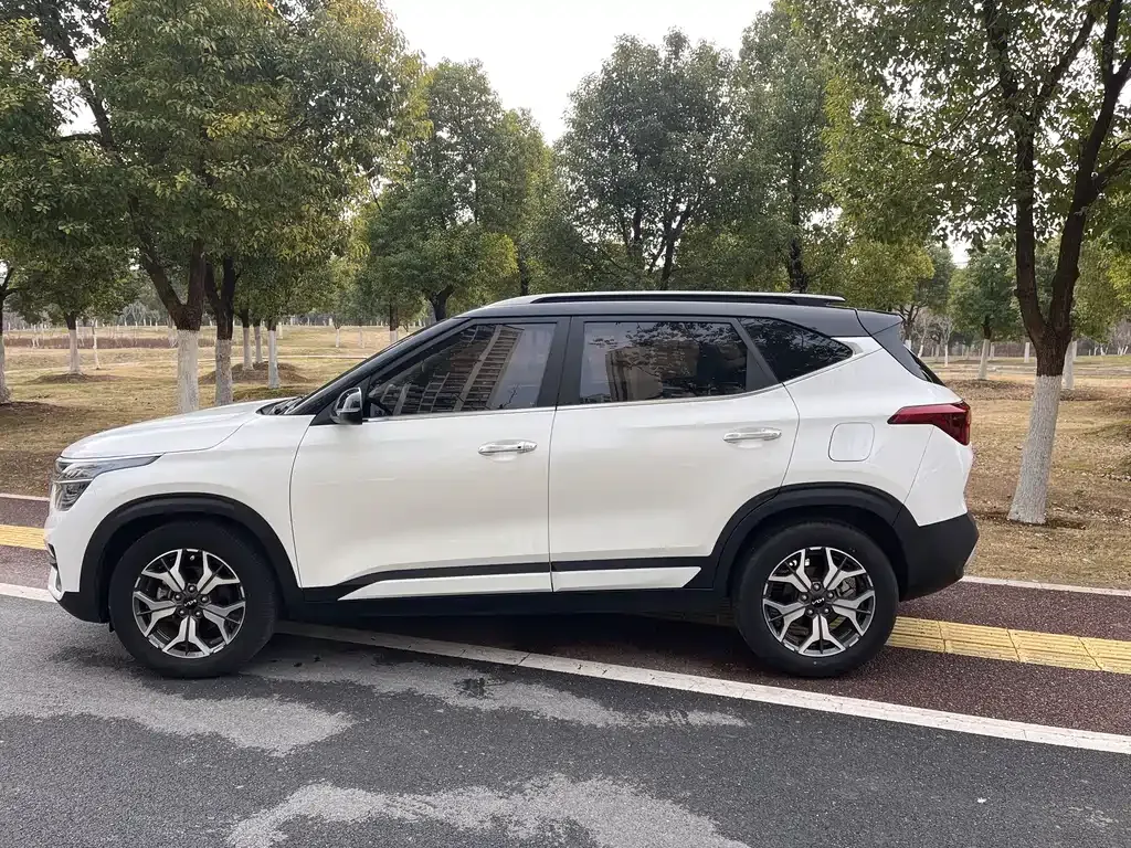 Kia KX3 — фото 4