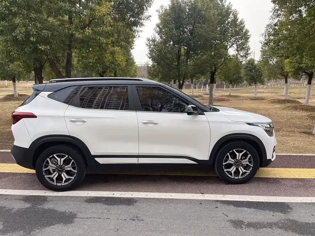 Kia KX3 — фото 9