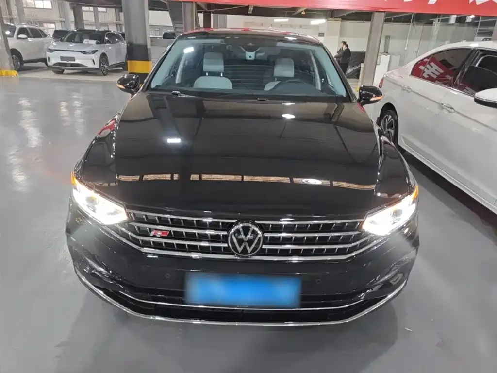 Volkswagen Magotan 2025 из CN, фото 10