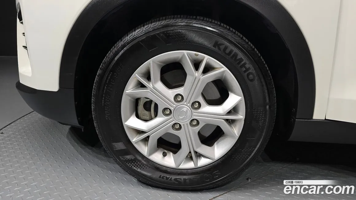 KG Mobility (Ssangyong) TIBOLI 2024 из KR, фото 10
