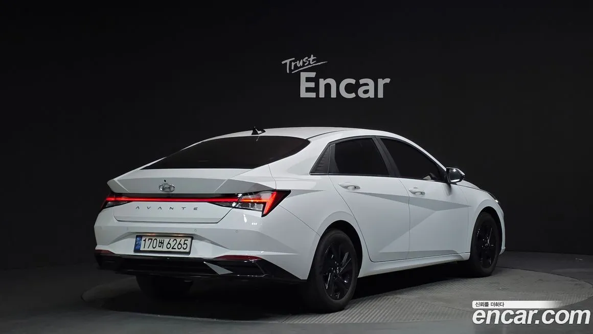 Hyundai AVANTE — фото 9