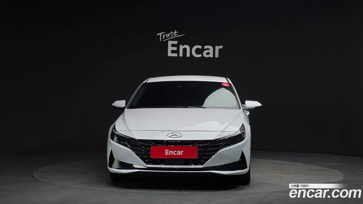 Hyundai AVANTE — фото 3