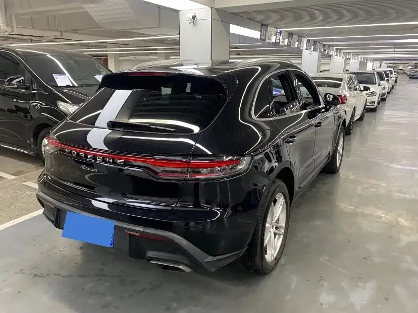 Porsche Macan 2023 из CN, фото 2