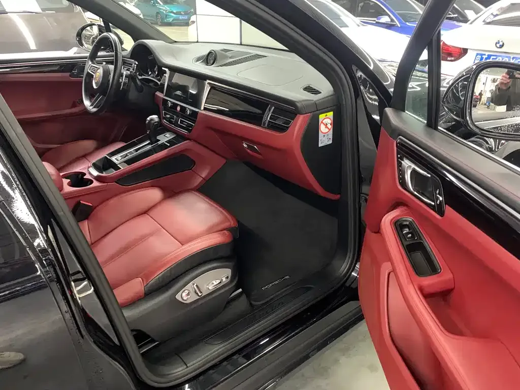 Porsche Macan 2023 из CN, фото 6
