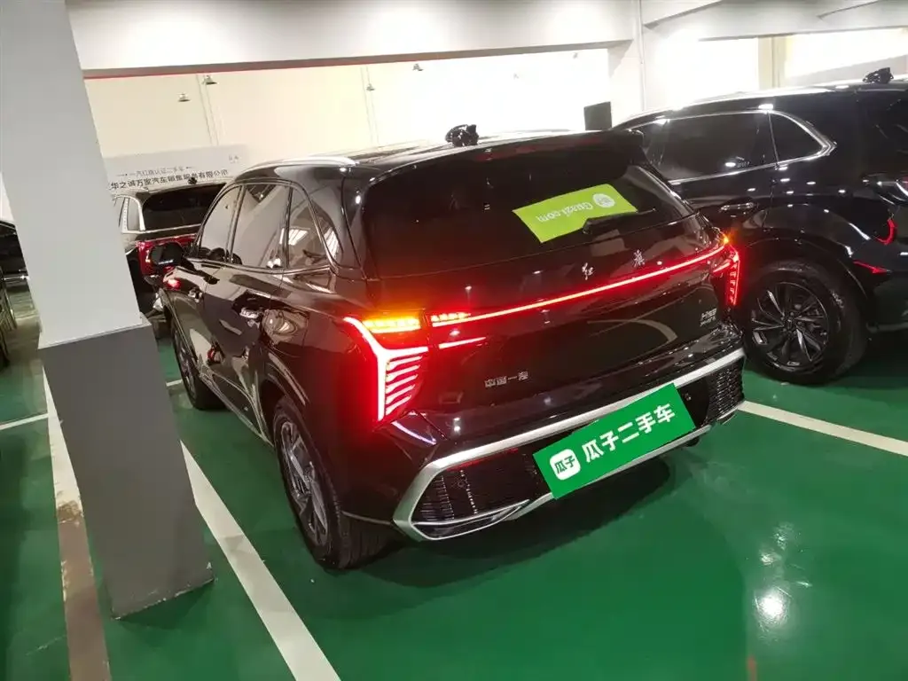 Hongqi HS3 PHEV 2024 из CN, фото 9