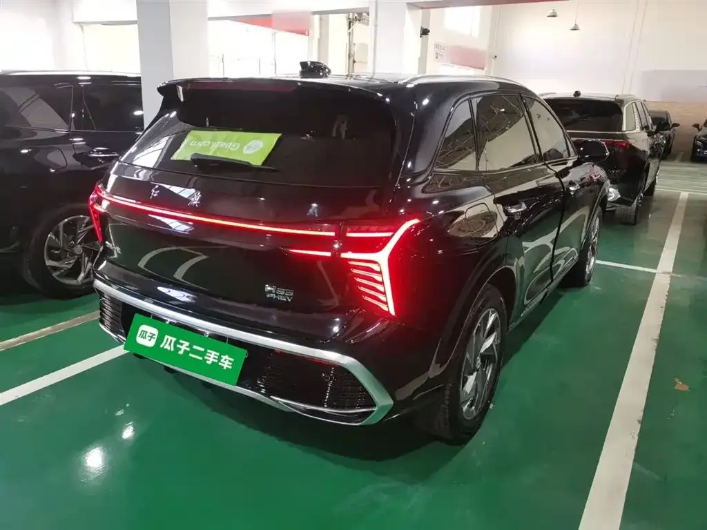 Hongqi HS3 PHEV 2024 из CN, фото 10