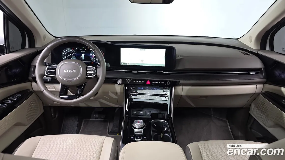 Kia Carnival — фото 4