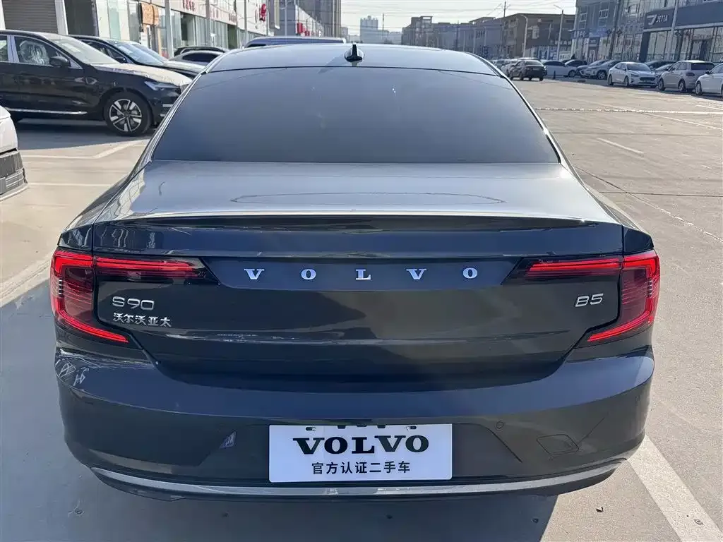 Volvo S90 — фото 5