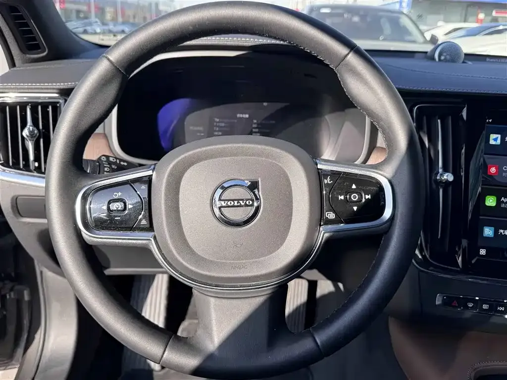 Volvo S90 — фото 6