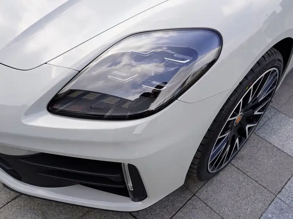 Porsche Panamera 2024 из CN, фото 2