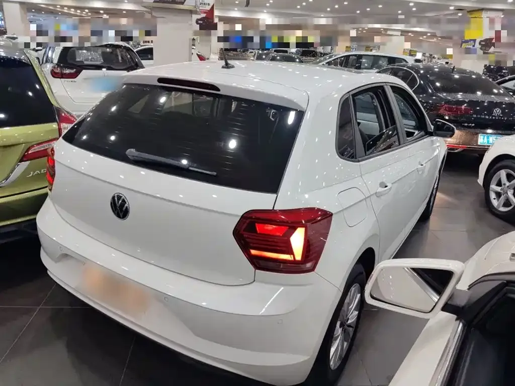 Volkswagen Polo 2022 из CN, фото 7