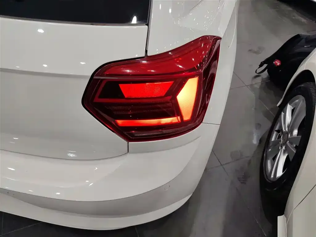 Volkswagen Polo 2022 из CN, фото 8