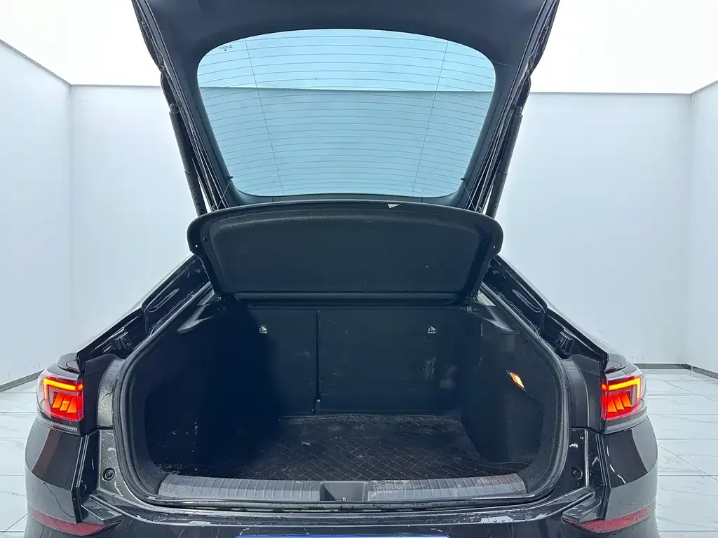 Volkswagen Lamando 2022 из CN, фото 9