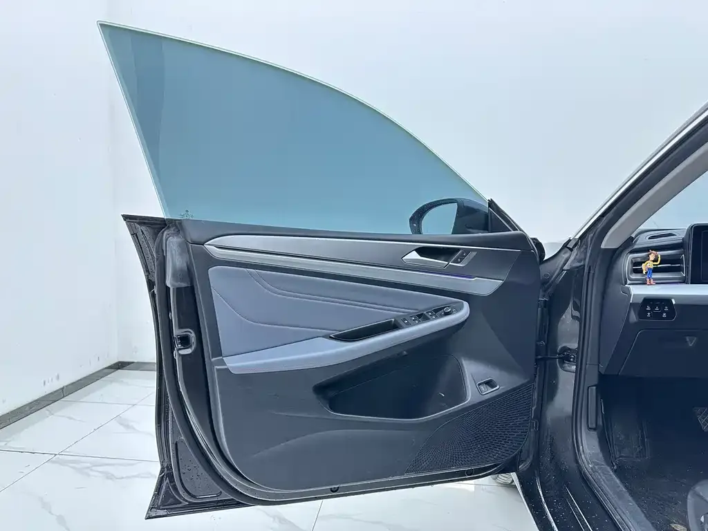 Volkswagen Lamando 2022 из CN, фото 4
