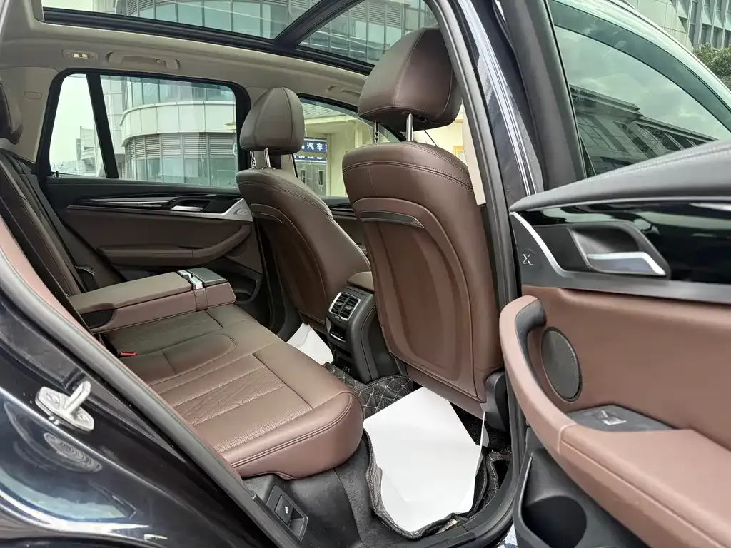 BMW X3 2021 из CN, фото 9