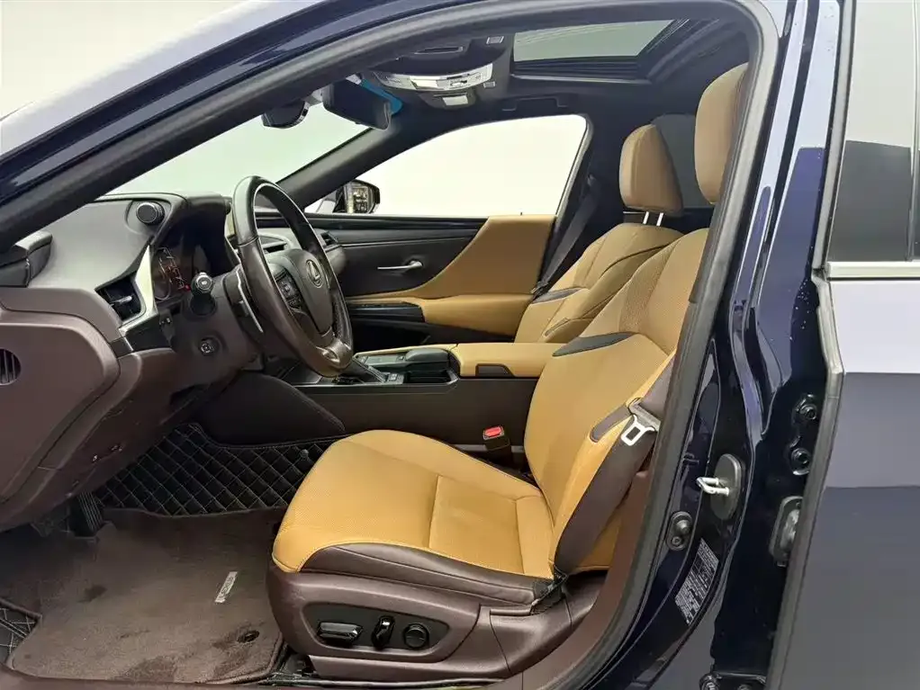 Lexus ES 2021 из CN, фото 10