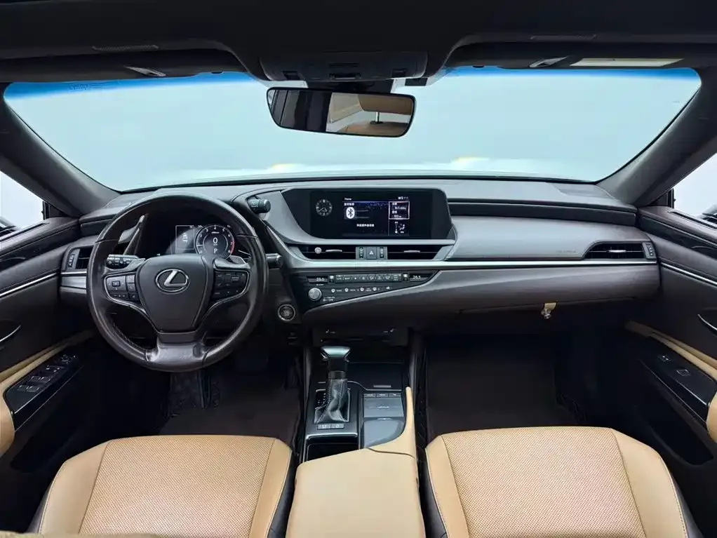 Lexus ES 2021 из CN, фото 6