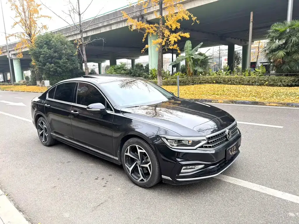 Volkswagen Magotan 2023 из CN, фото 4